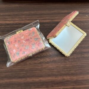 Flower Compact Mirror for Purse and Travel - Pink